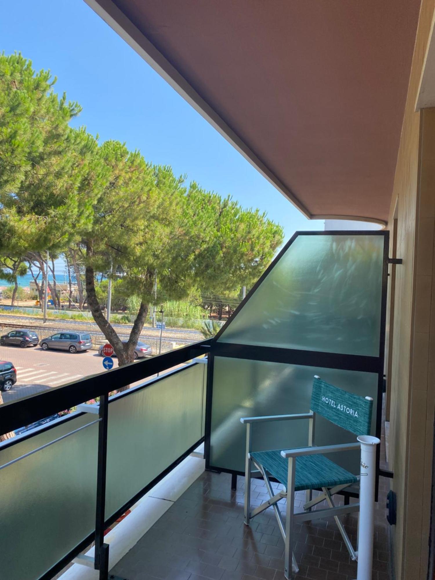 Hotel Astoria Pineto Εξωτερικό φωτογραφία
