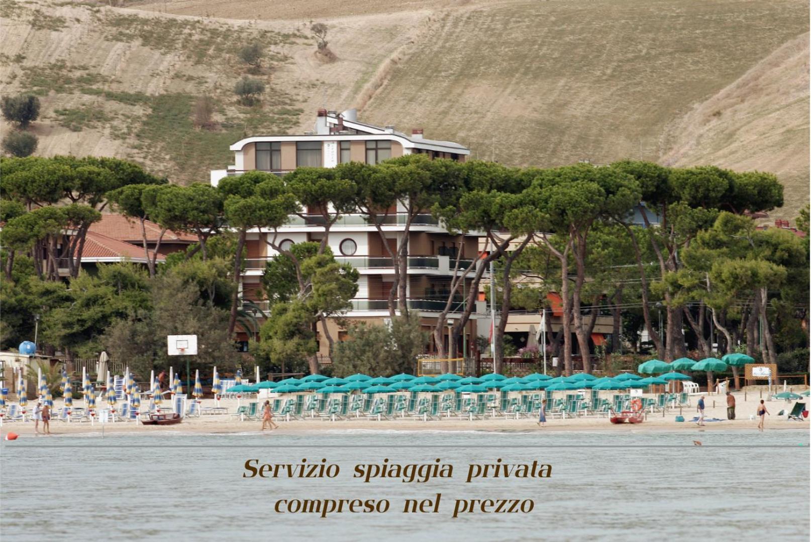 Hotel Astoria Pineto Εξωτερικό φωτογραφία