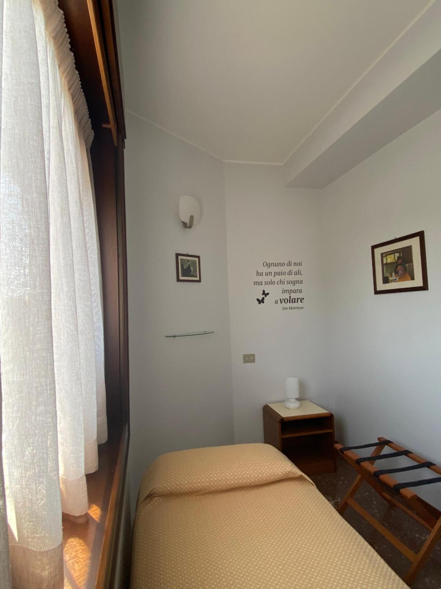 Hotel Astoria Pineto Εξωτερικό φωτογραφία