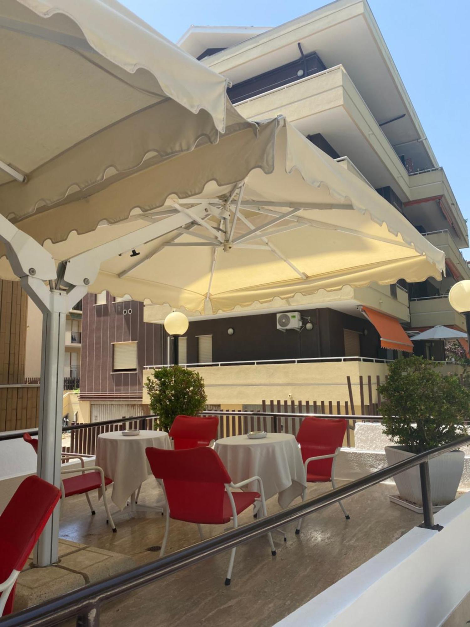 Hotel Astoria Pineto Εξωτερικό φωτογραφία