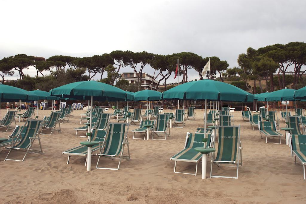 Hotel Astoria Pineto Εξωτερικό φωτογραφία
